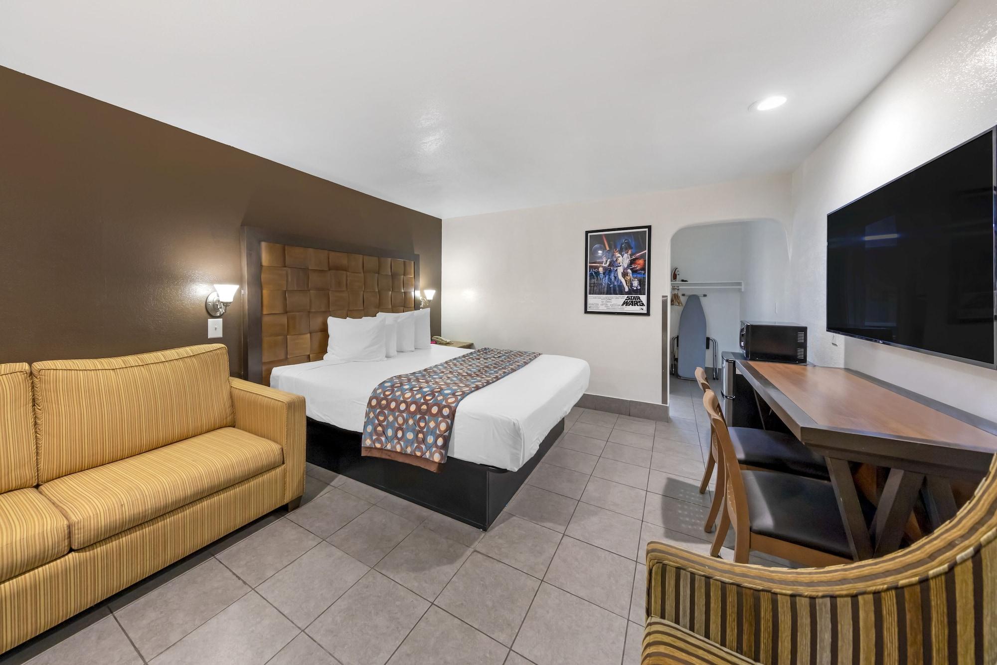 Anaheim Discovery Inn And Suites מראה חיצוני תמונה